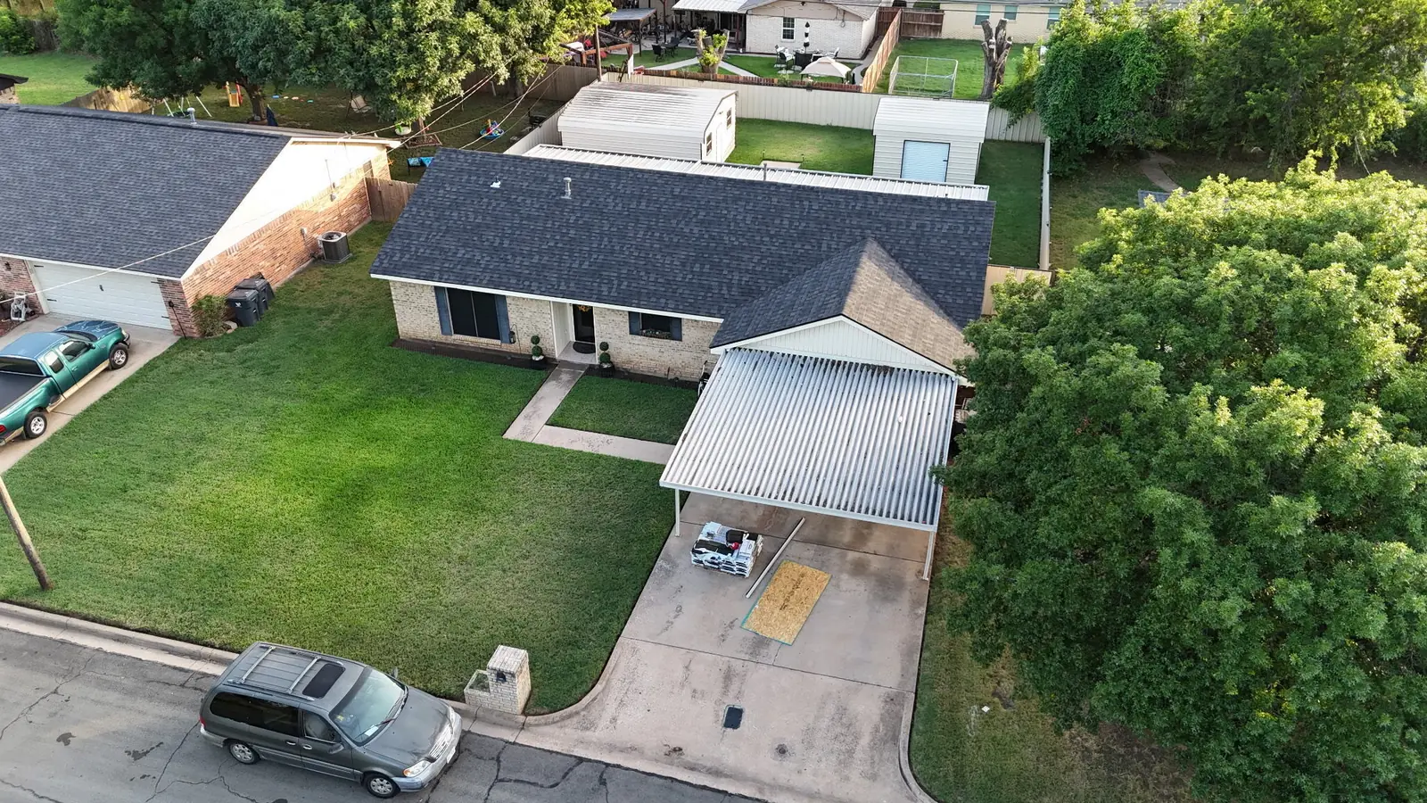 A Waco residential street seen from above